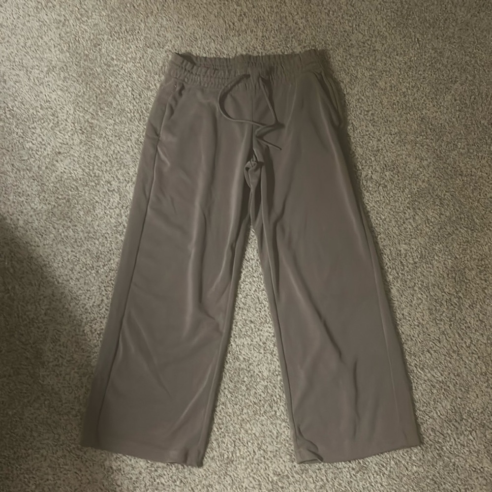 Athleta Taupe Relaxed Pants